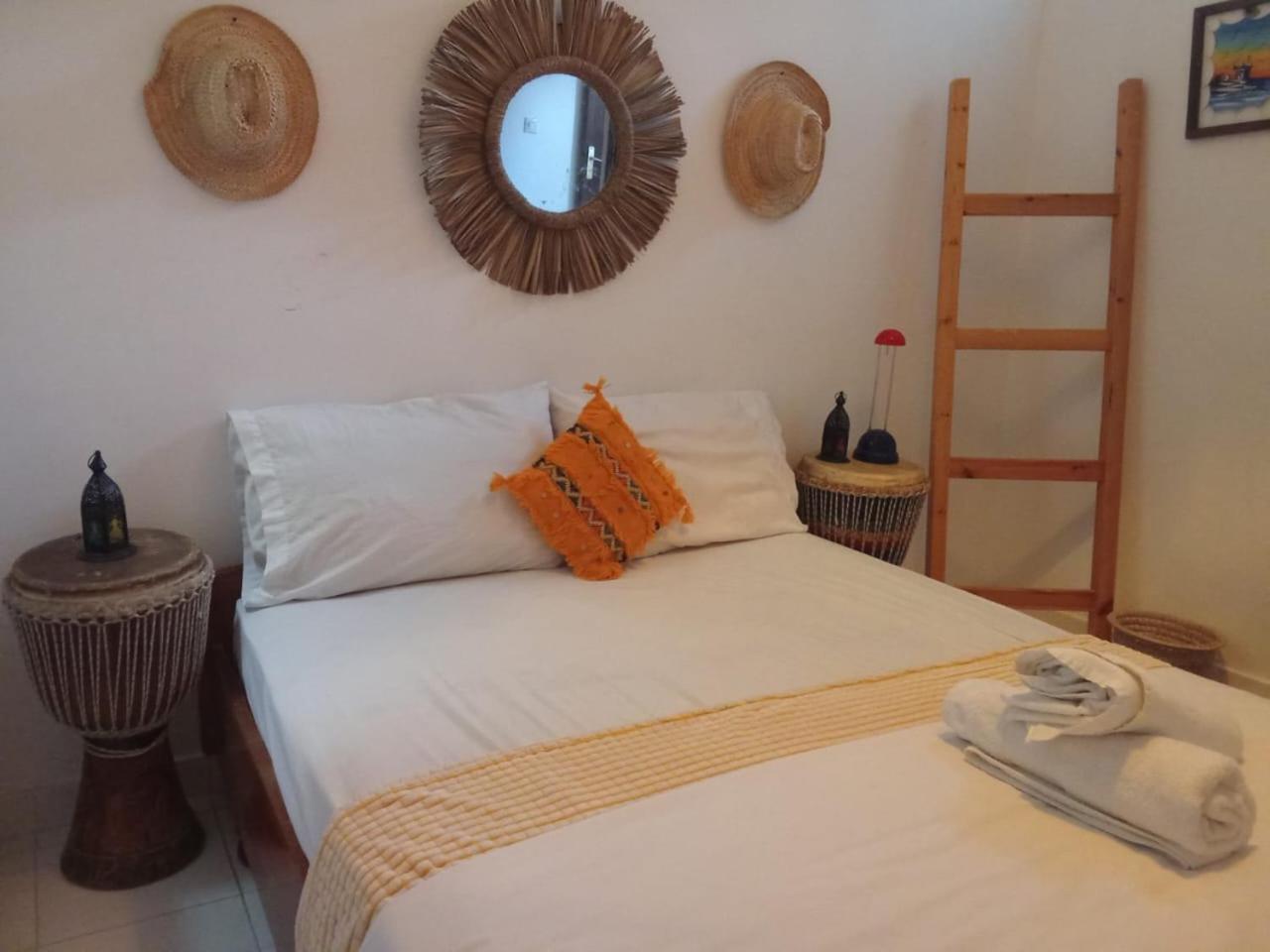 Surfer Rosa Hostel Tamraght Екстериор снимка